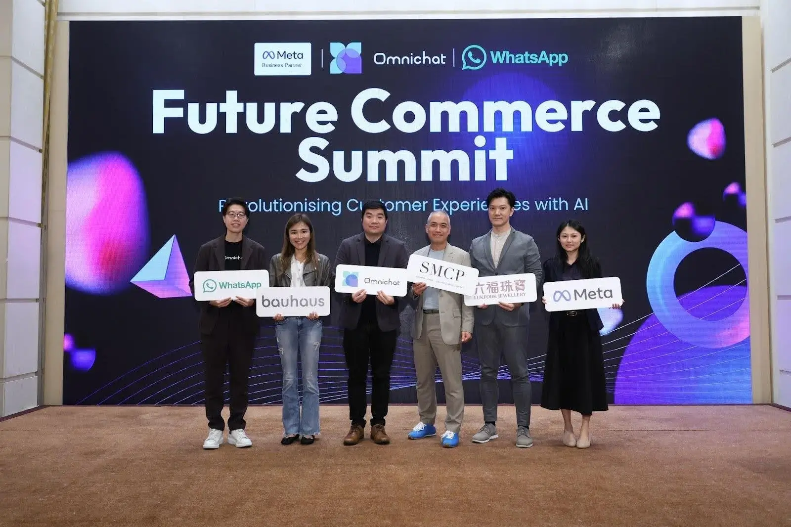 (from left) Amy Tsui, Senior Vice President of Sales of Omnichat; Frances Wong, Managing Director of Bauhaus; Alan Chan, Founder and CEO of Omnichat; Howell Wong, Regional Director of Transformation and Operations of SMCP; Nash Chan, Senior E-Commerce Manager of Lukfook Group; Lily Yeung, Regional Vice President of Marketing & Communications of Omnichat officiated at the opening ceremony of the Summit.